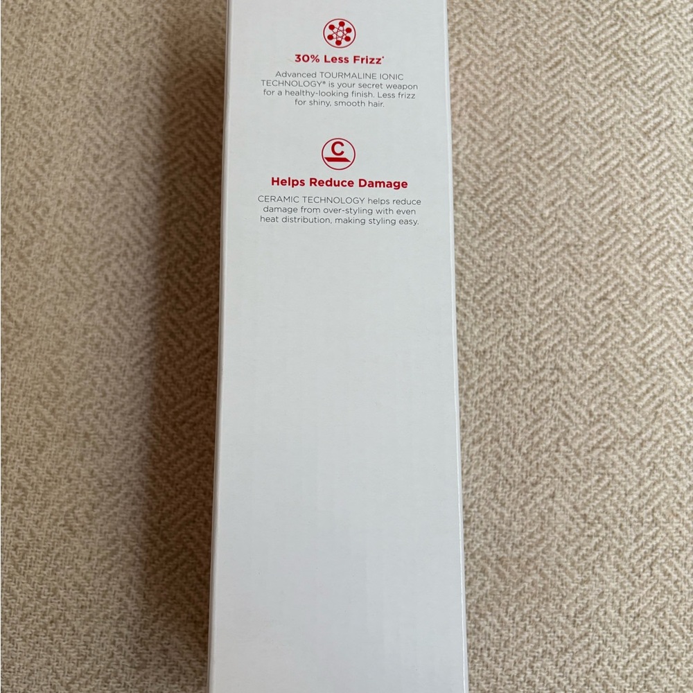 Revlon One-Step Volumizer. NWT❣️ - Picture 5 of 6